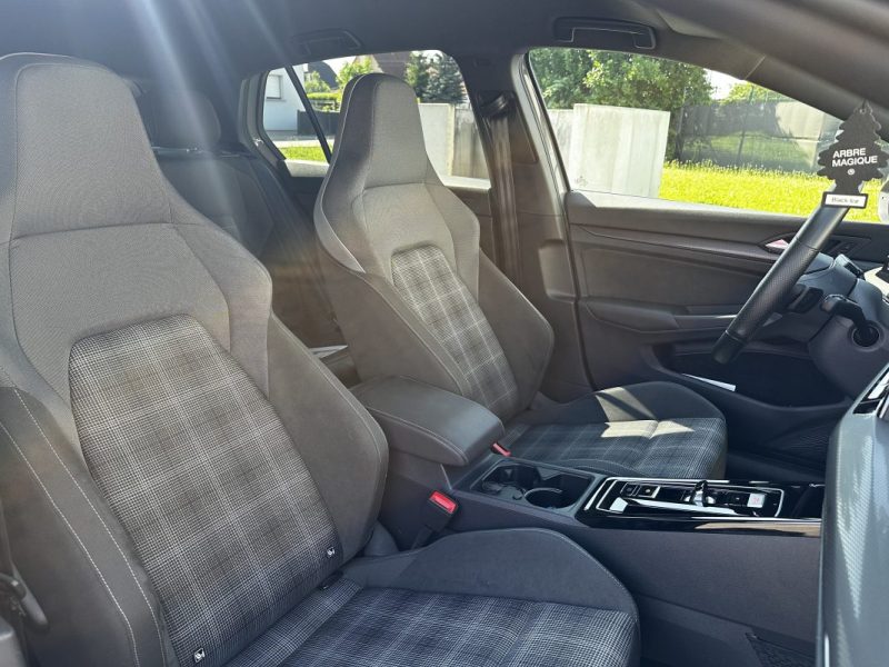 VOLKSWAGEN GOLF 8 GTD 2.0 TDI SCR 200ch DSG7