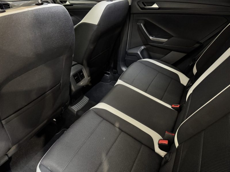 VOLKSWAGEN T-ROC 2019