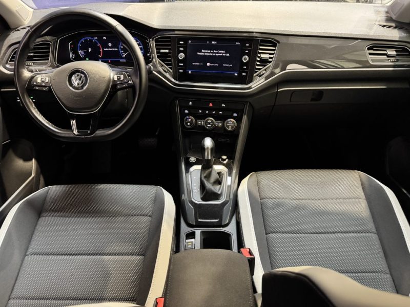 VOLKSWAGEN T-ROC 2019