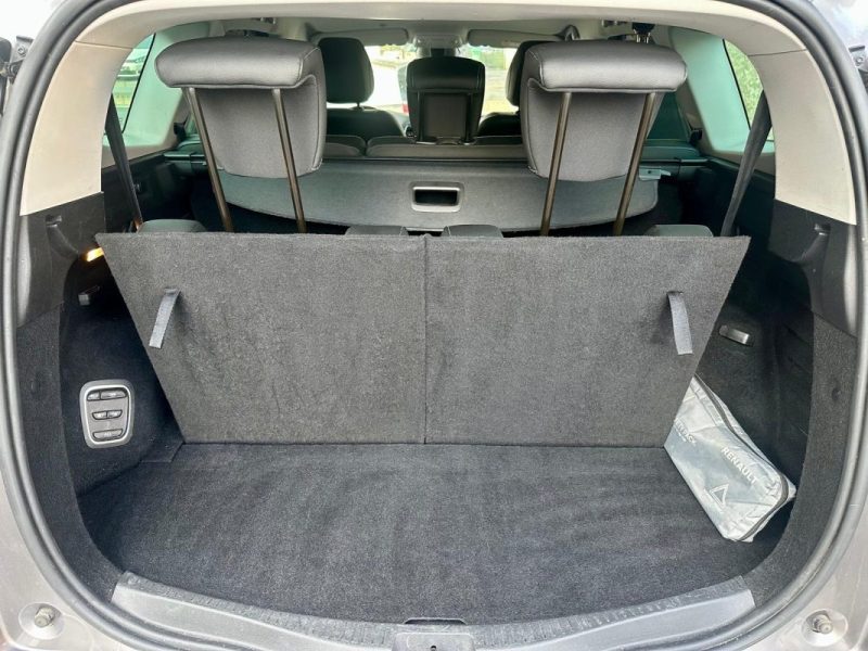 RENAULT GRAND SCENIC IV 2019