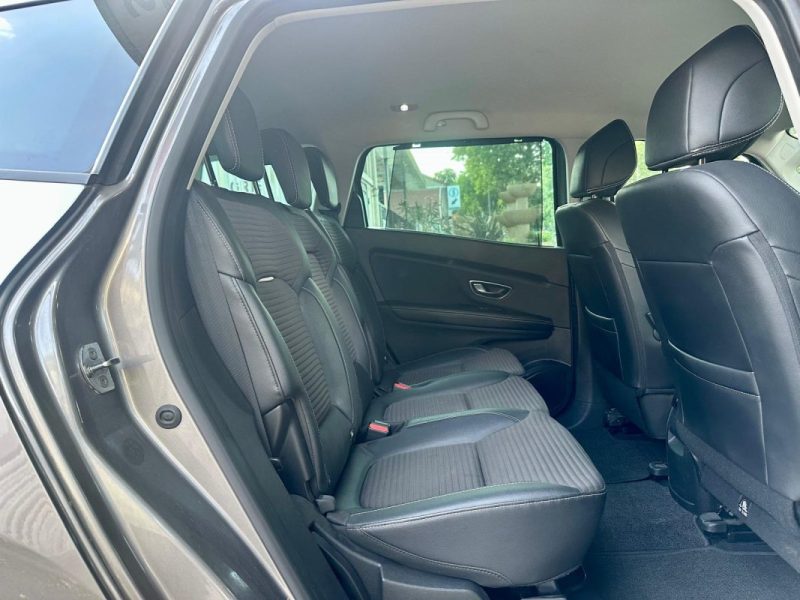 RENAULT GRAND SCENIC IV 2019