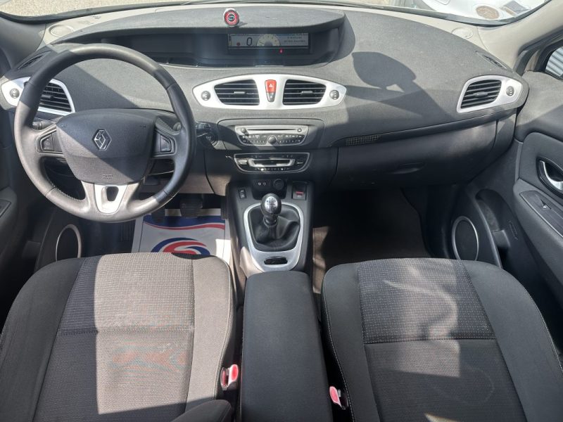 RENAULT GRAND SCENIC DISTRIBUTION OK / REVISION RECENTE