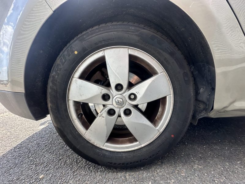 RENAULT GRAND SCENIC DISTRIBUTION OK / REVISION RECENTE