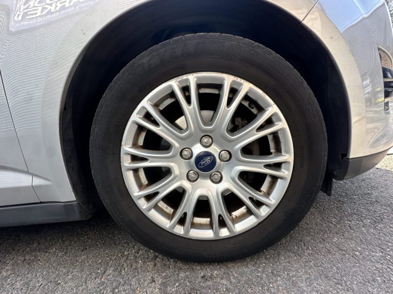 FORD C-MAX DISTRIBUTION OK / REVISION RECENTE