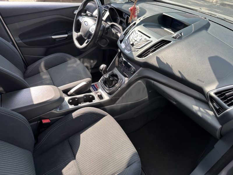 FORD C-MAX DISTRIBUTION OK / REVISION RECENTE