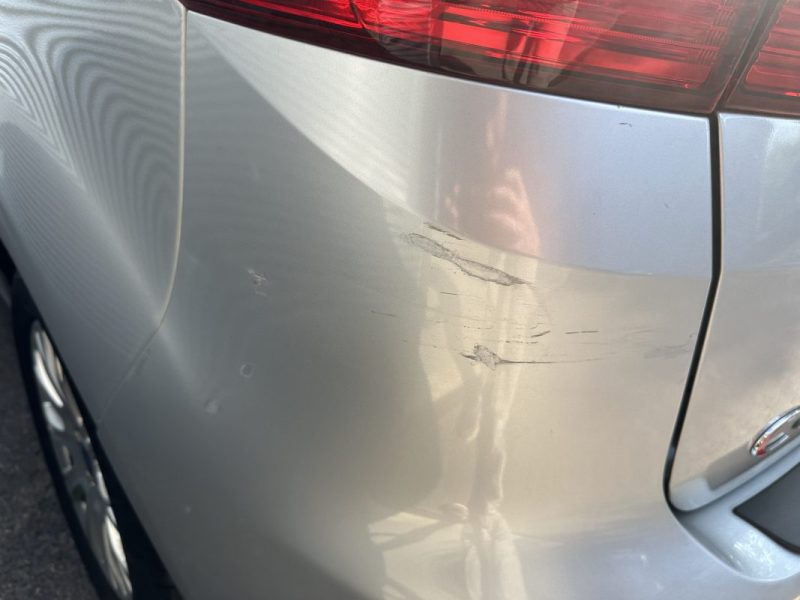 FORD C-MAX DISTRIBUTION OK / REVISION RECENTE