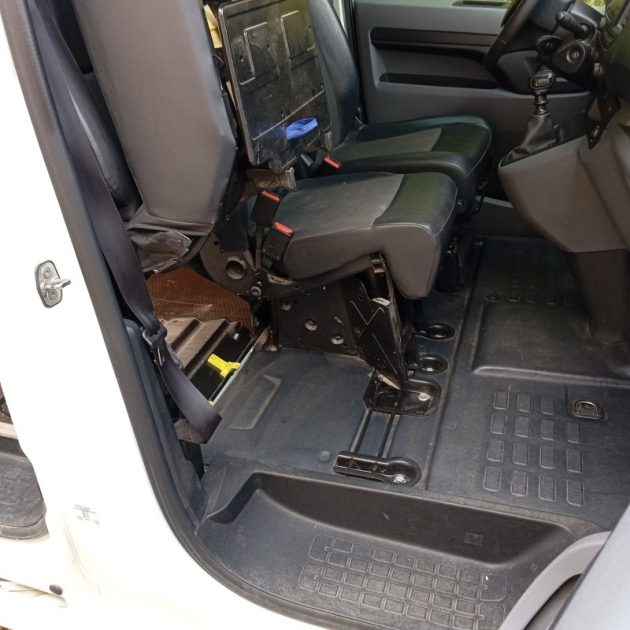 🚐 PEUGEOT EXPERT FGN TÔLÉ LONG 2.0 BLUEHDI 120 S&S BVM6 PREMIUM – 2021