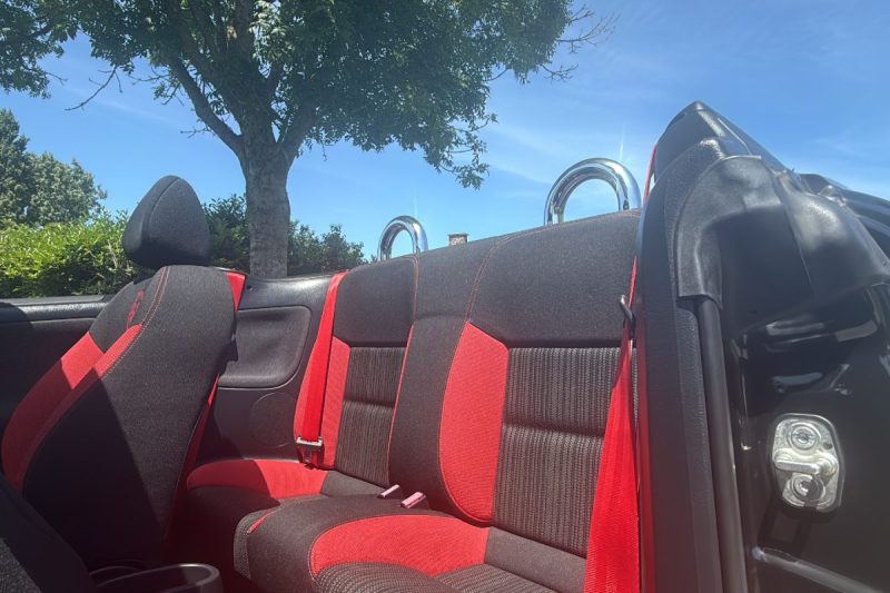 PEUGEOT 207 CC 1.6 HDi 112 FAP BLUE LION SERIE 64 BVM6