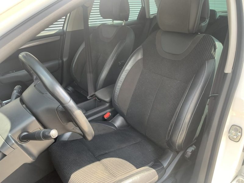 CITROEN C4 1.2 THP Puretech 130cv SHINE COURROIE DE DISTRIBUTION CHANGÉE