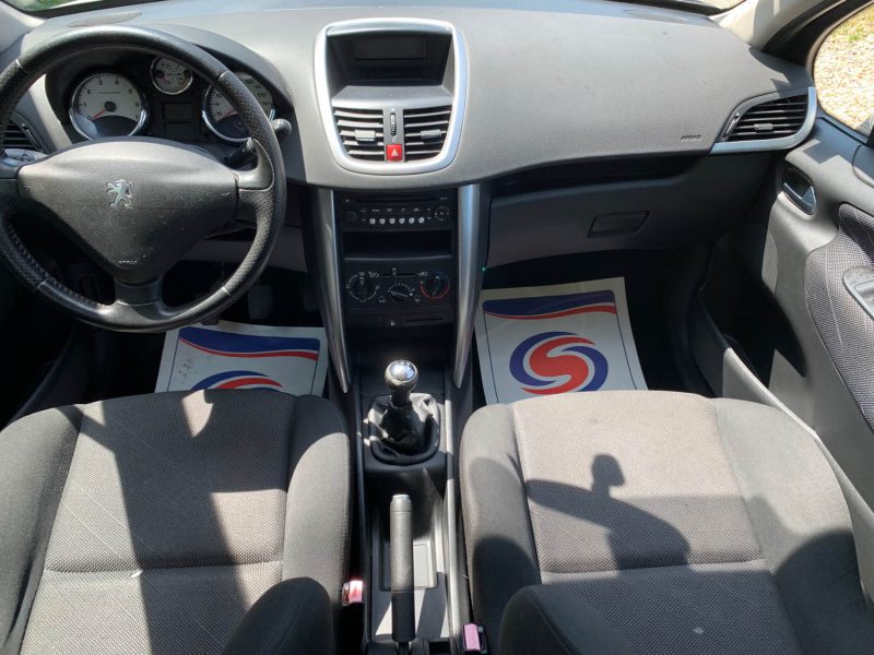 PEUGEOT 207 1.4 16V 95cv 