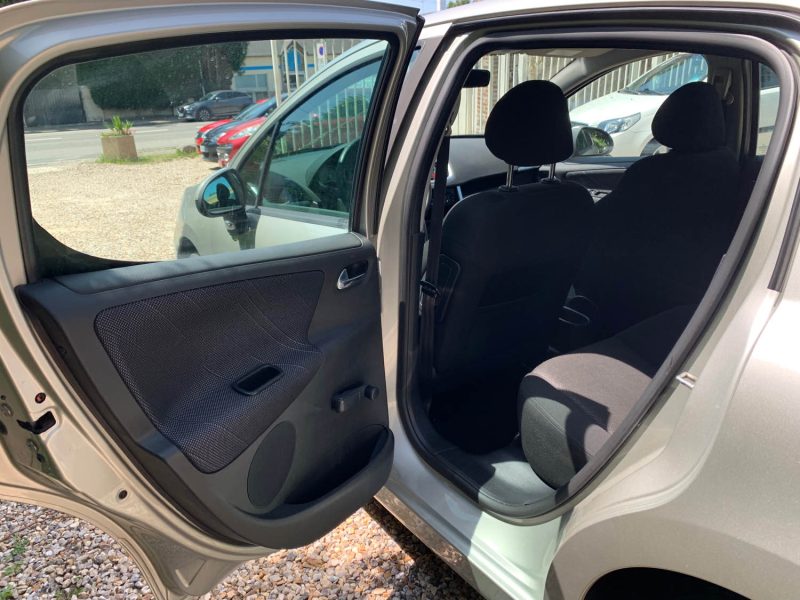 PEUGEOT 207 1.4 16V 95cv 