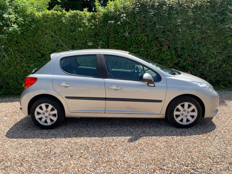 PEUGEOT 207 1.4 16V 95cv 