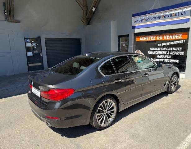 BMW SERIE 530D 265ch Luxury