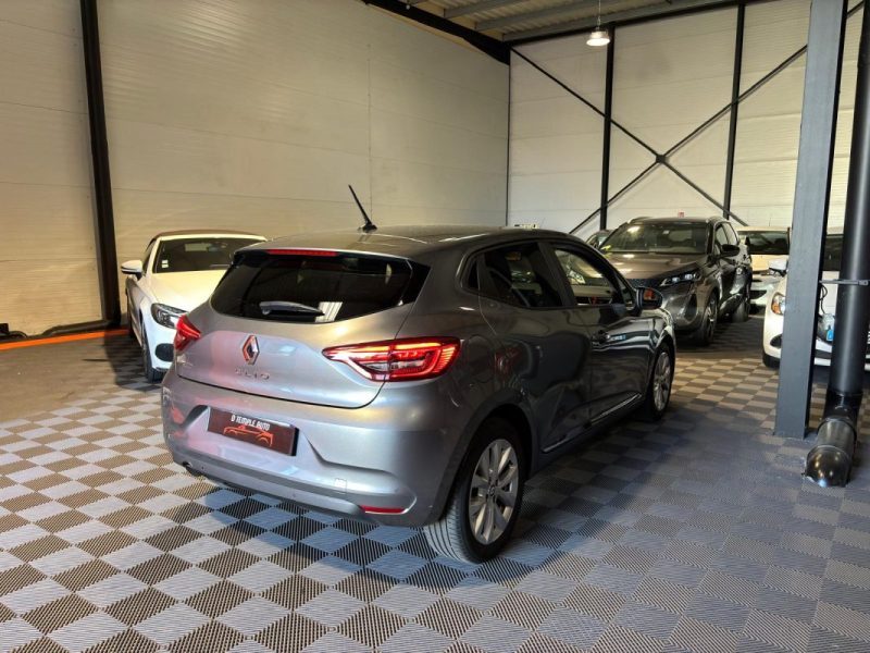RENAULT CLIO 2023