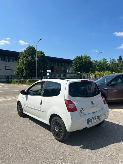 RENAULT TWINGO 2009