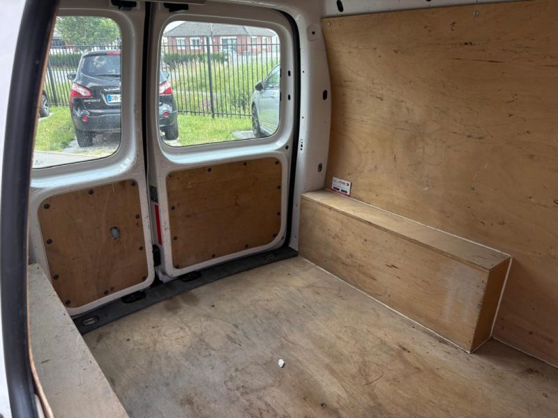 VOLKSWAGEN CADDY 2013