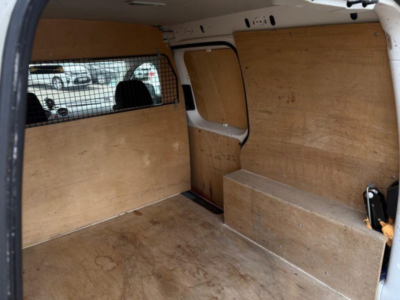 VOLKSWAGEN CADDY 2013