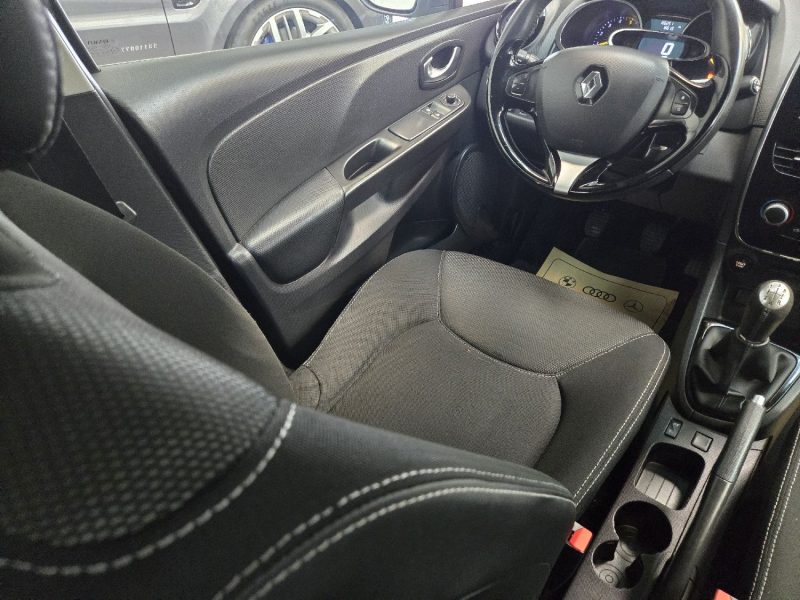 RENAULT CLIO 2015