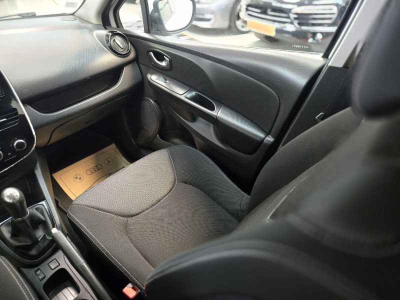 RENAULT CLIO 2015