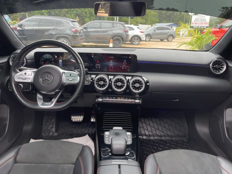 Mercedes-Benz Classe A 180d AMG line - Très bon état - Première main