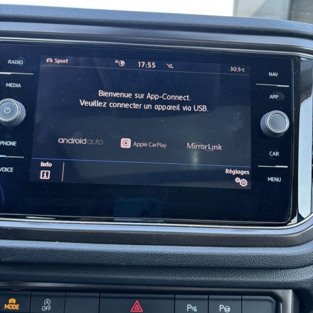 VOLKSWAGEN T-ROC 1.6 TDI 115 CV R-LINE TOIT PANO SIEGES CHAUFFANTS CARPLAY GARANTIE 12 MOIS