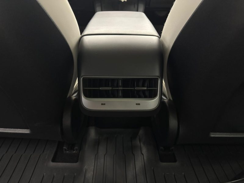 Tesla Model 3 Performance AWD