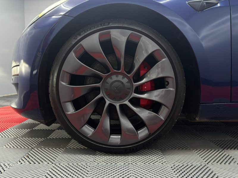 Tesla Model 3 Performance AWD