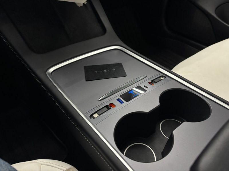 Tesla Model 3 Performance AWD