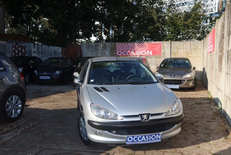PEUGEOT 206 2004