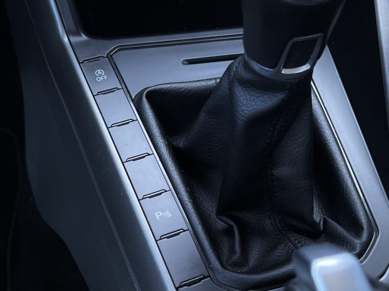 VOLKSWAGEN POLO 6 VI CONFORTLINE 1.6 TDI 95 Cv ECRAN GPS TACTILE / 5 PORTES - GARANTIE 1 AN