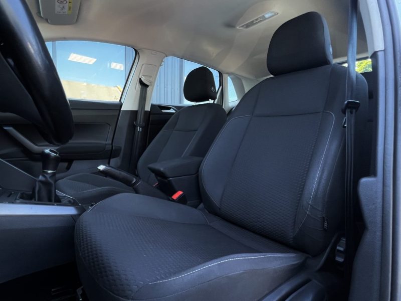 VOLKSWAGEN POLO 6 VI CONFORTLINE 1.6 TDI 95 Cv ECRAN GPS TACTILE / 5 PORTES - GARANTIE 1 AN