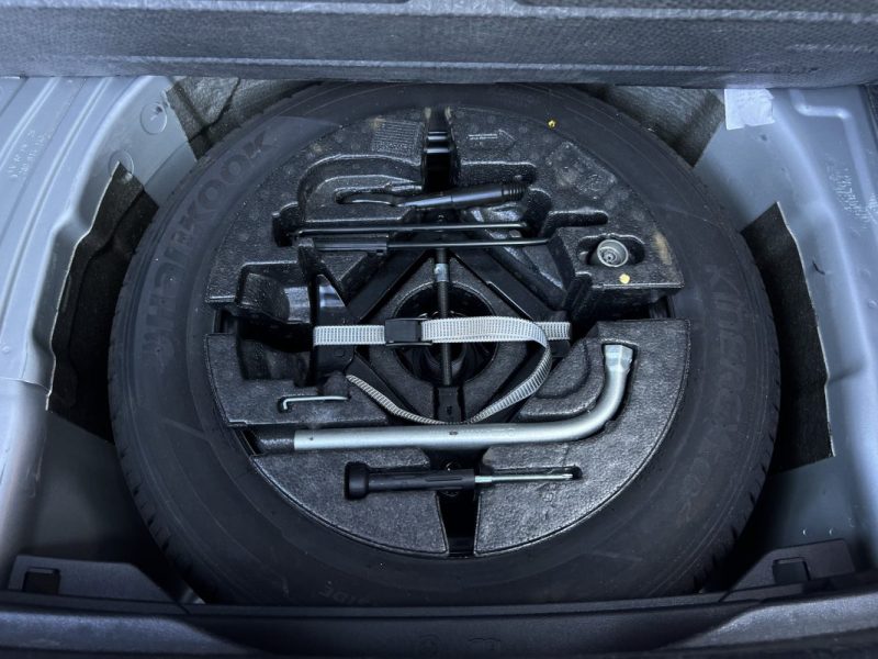 VOLKSWAGEN POLO 6 VI CONFORTLINE 1.6 TDI 95 Cv ECRAN GPS TACTILE / 5 PORTES - GARANTIE 1 AN