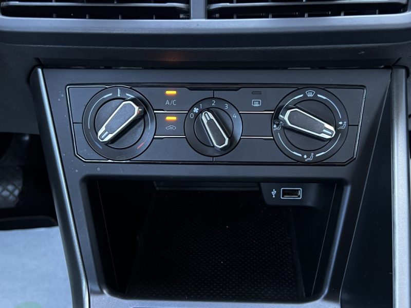 VOLKSWAGEN POLO 6 VI CONFORTLINE 1.6 TDI 95 Cv ECRAN GPS TACTILE / 5 PORTES - GARANTIE 1 AN