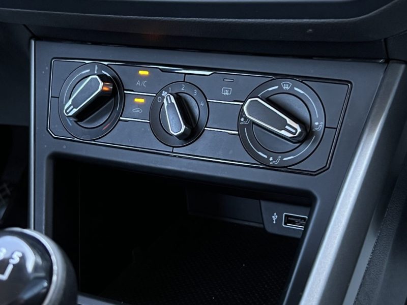 VOLKSWAGEN POLO 6 VI CONFORTLINE 1.6 TDI 95 Cv ECRAN GPS TACTILE / 5 PORTES - GARANTIE 1 AN