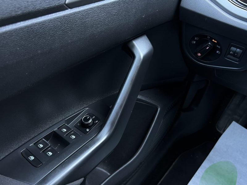 VOLKSWAGEN POLO 6 VI CONFORTLINE 1.6 TDI 95 Cv ECRAN GPS TACTILE / 5 PORTES - GARANTIE 1 AN