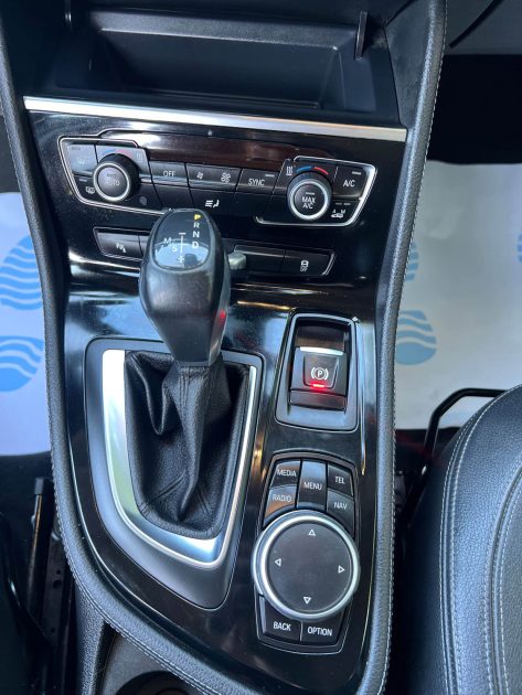 BMW SERIE 2 218d 150ch LUXURY A