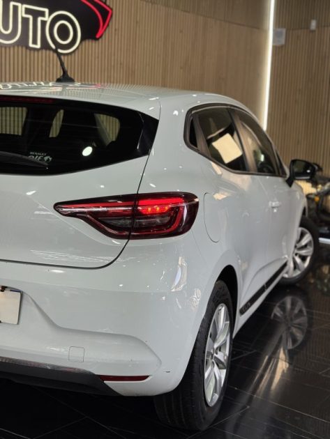 RENAULT CLIO V 2019