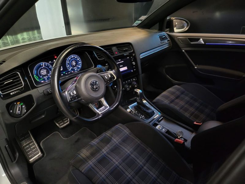 VOLKSWAGEN GOLF VII GTE 1.4 TSI STAGE 1 +280CV DSG 6 / VIRTUAL COCKPIT + REGULATEUR ADAPTATIF  /