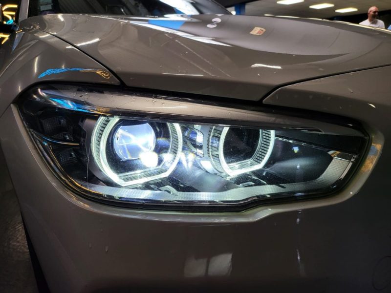 BMW SERIE 1 118i F20 136CH M SPORT / SIEGES CUIR + CAMERA DE RECUL + SUIVIE COMPLET /