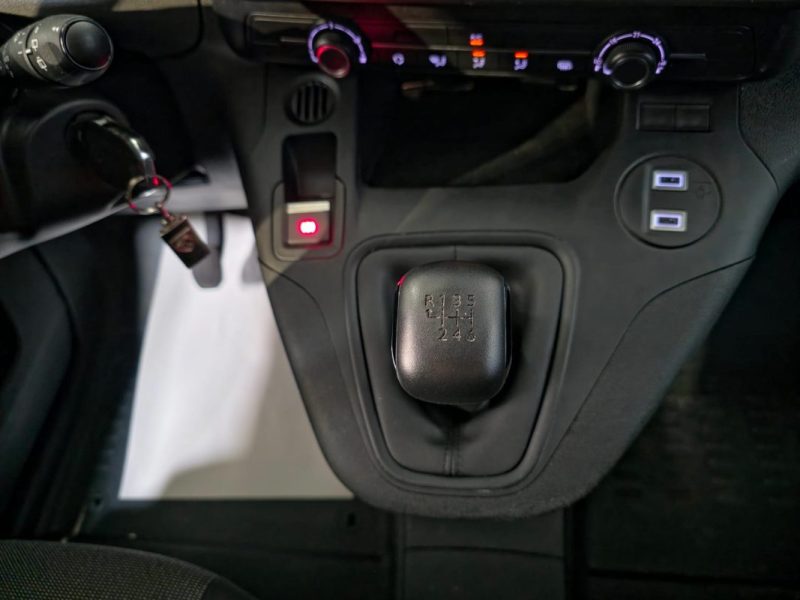 PEUGEOT PARTNER 2024