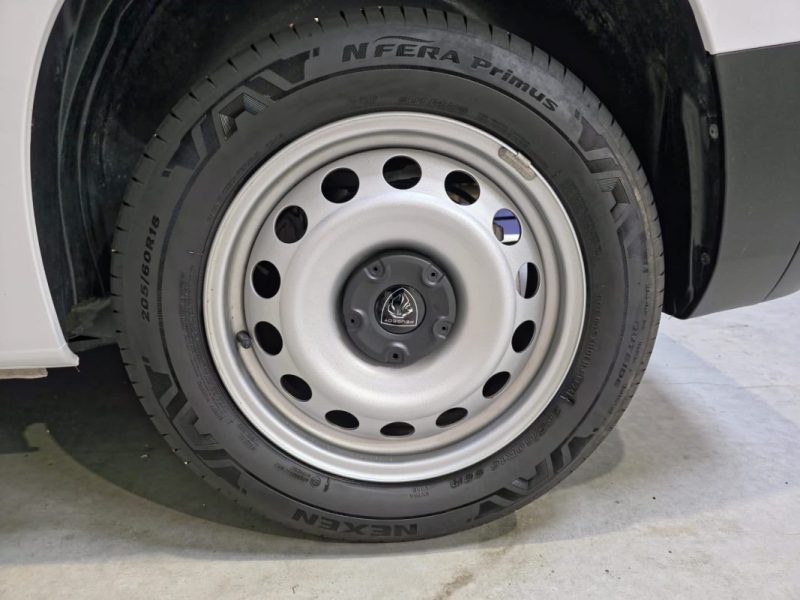 PEUGEOT PARTNER 2024