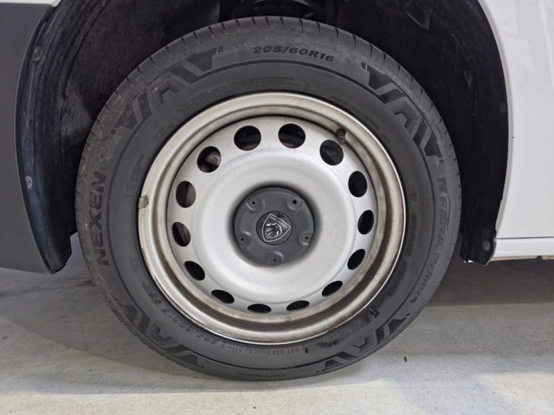 PEUGEOT PARTNER 2024