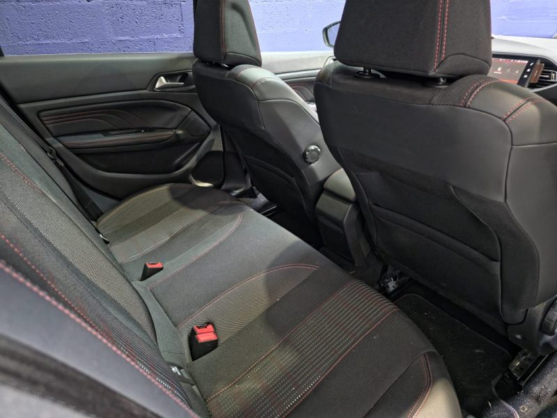 Peugeot 308 GT Line PureTech 130 EAT8  – Distribution OK