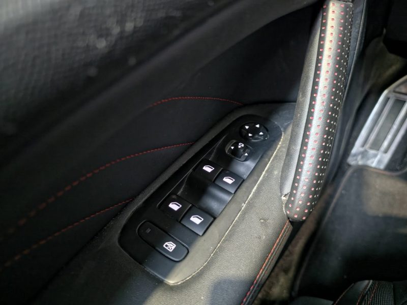 Peugeot 308 GT Line PureTech 130 EAT8  – Distribution OK