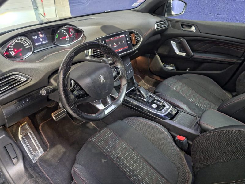 Peugeot 308 GT Line PureTech 130 EAT8  – Distribution OK