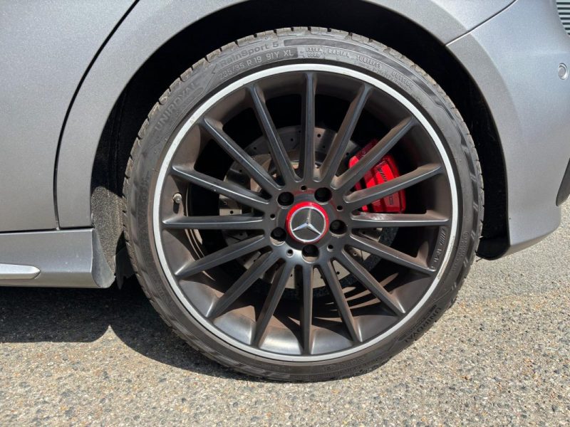 MERCEDES CLASSE A 45 AMG 2.0 Ti 16V 4MATIC 7G-DCT 381 cv