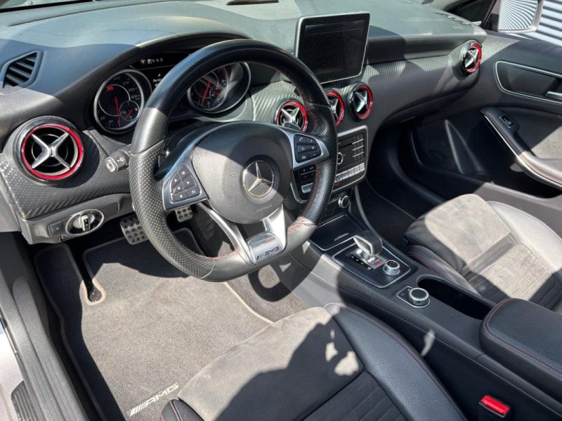 MERCEDES CLASSE A 45 AMG 2.0 Ti 16V 4MATIC 7G-DCT 381 cv