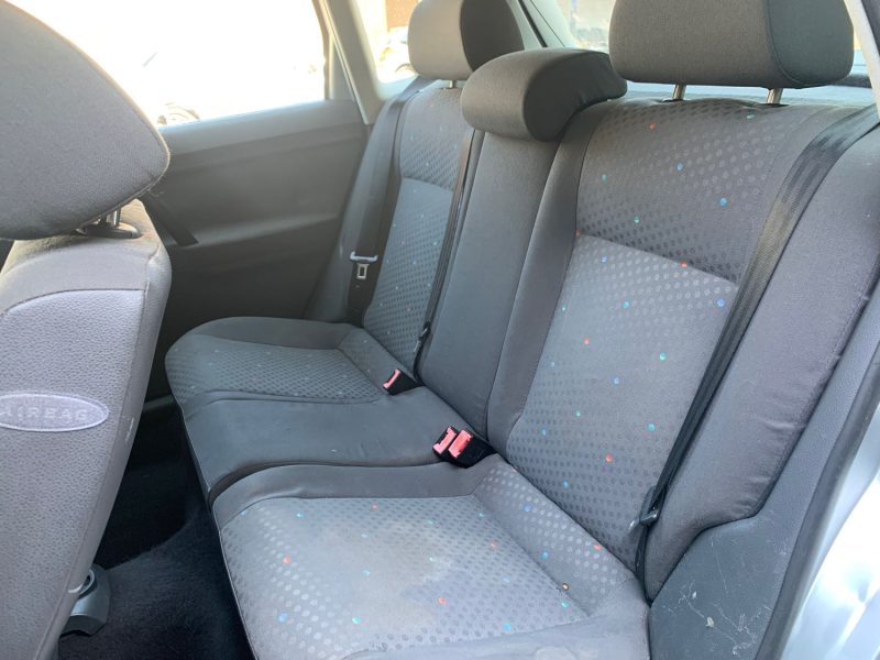 VOLKSWAGEN POLO 2004 1.2i