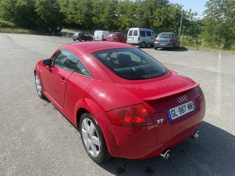 AUDI AUDI TT 1.8 i Turbo Coupé 180cv DÉPÔT VENTE
