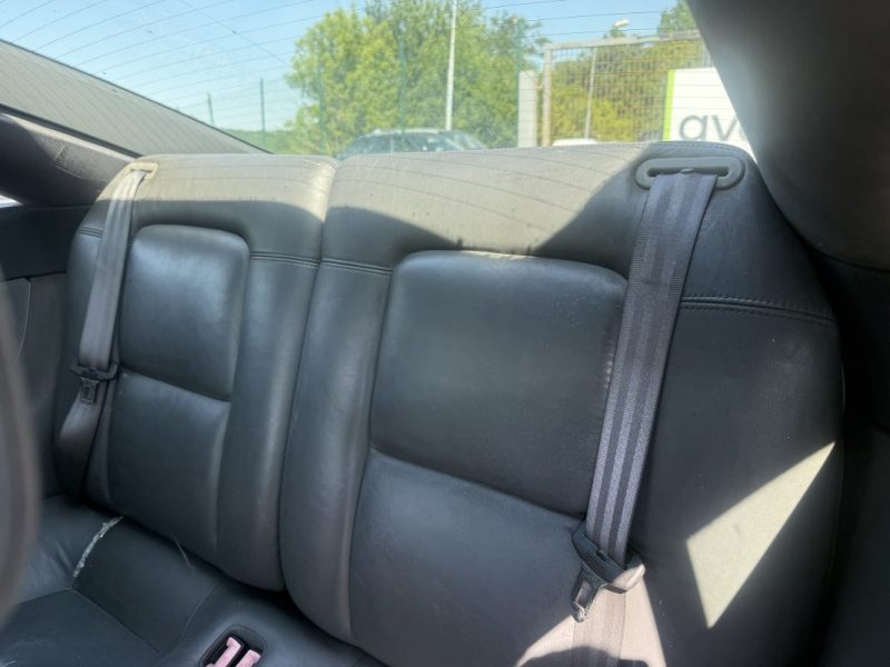 AUDI AUDI TT 1.8 i Turbo Coupé 180cv DÉPÔT VENTE